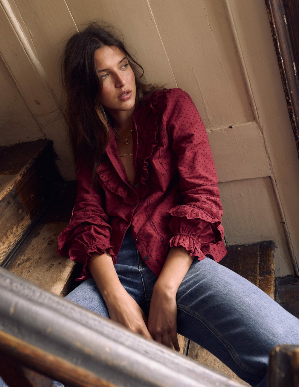 Broderie Ruffle Top-Ruby Red / Boden Online