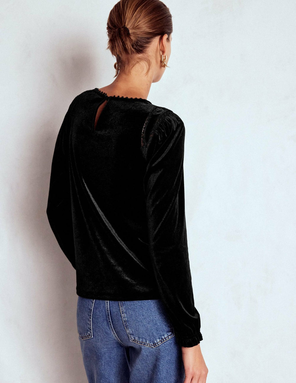 Mila Velvet Top-Black / Boden us