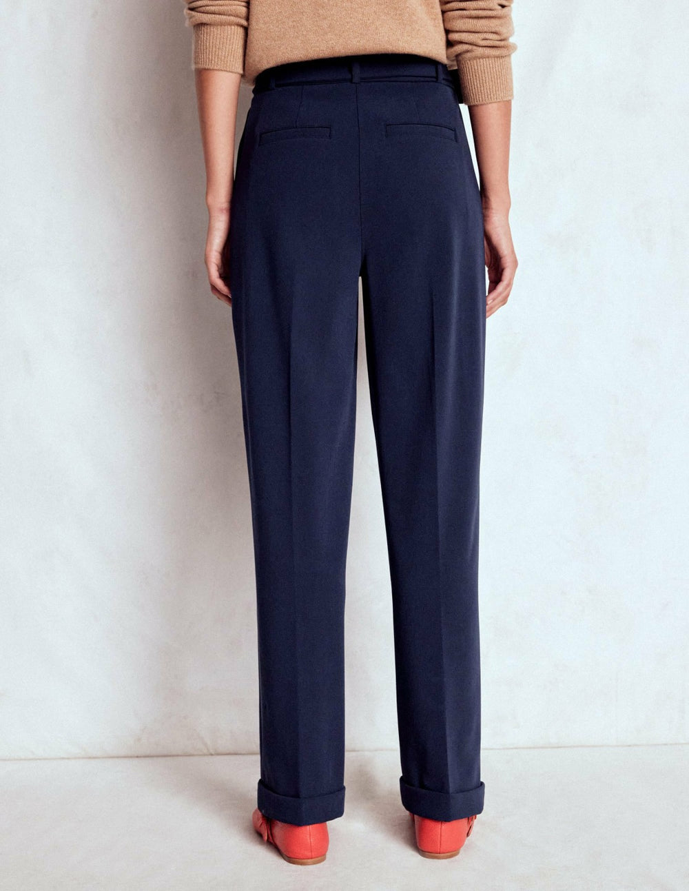 Pleat Front Pants-Navy / Boden Online