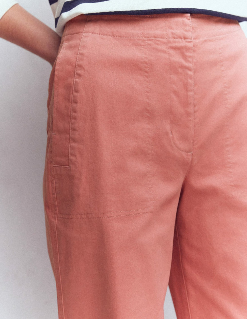 Barrel Leg Chino Pants-Vintage Rose / Boden Sale