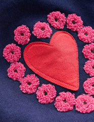 Bobbie Appliqué Sweatpants-College Navy Hearts / Boden On sale