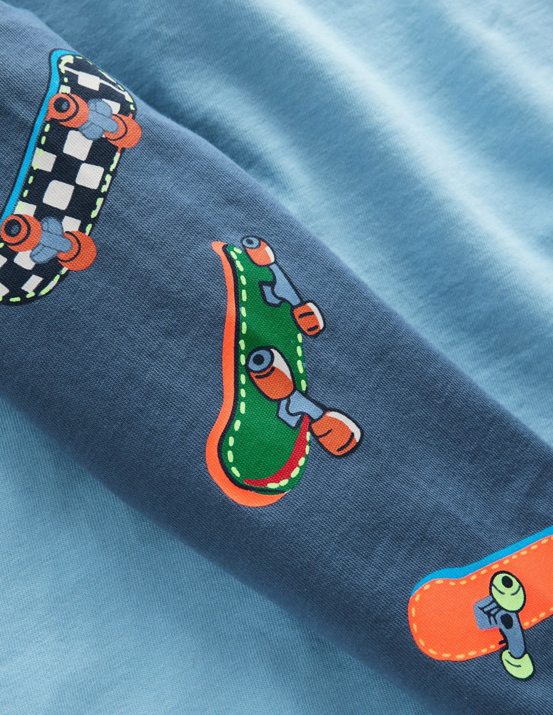 Printed Sleeve Raglan T-shirt-Blue Weekend Skateboards / Boden Online