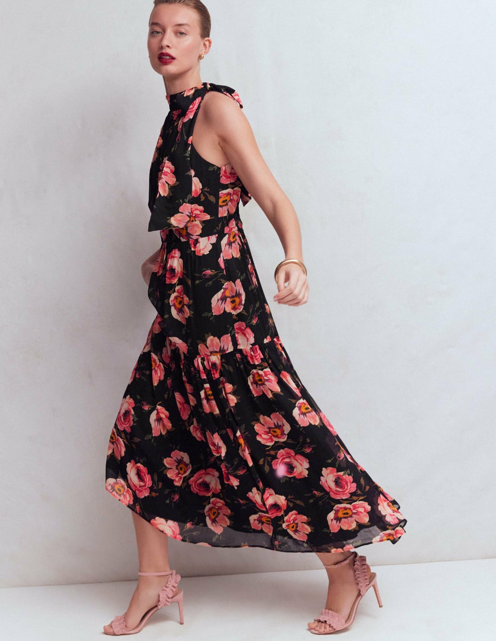 Roisin Tie Neck Maxi Dress-Black Whimsical Roses / Boden Online