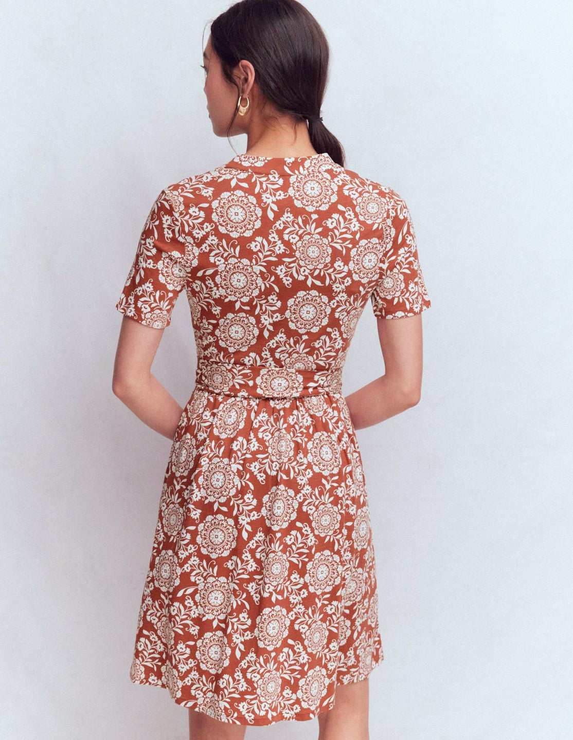 Daisy Flippy Jersey Dress-Brown, Decorative Blossom / Boden Online