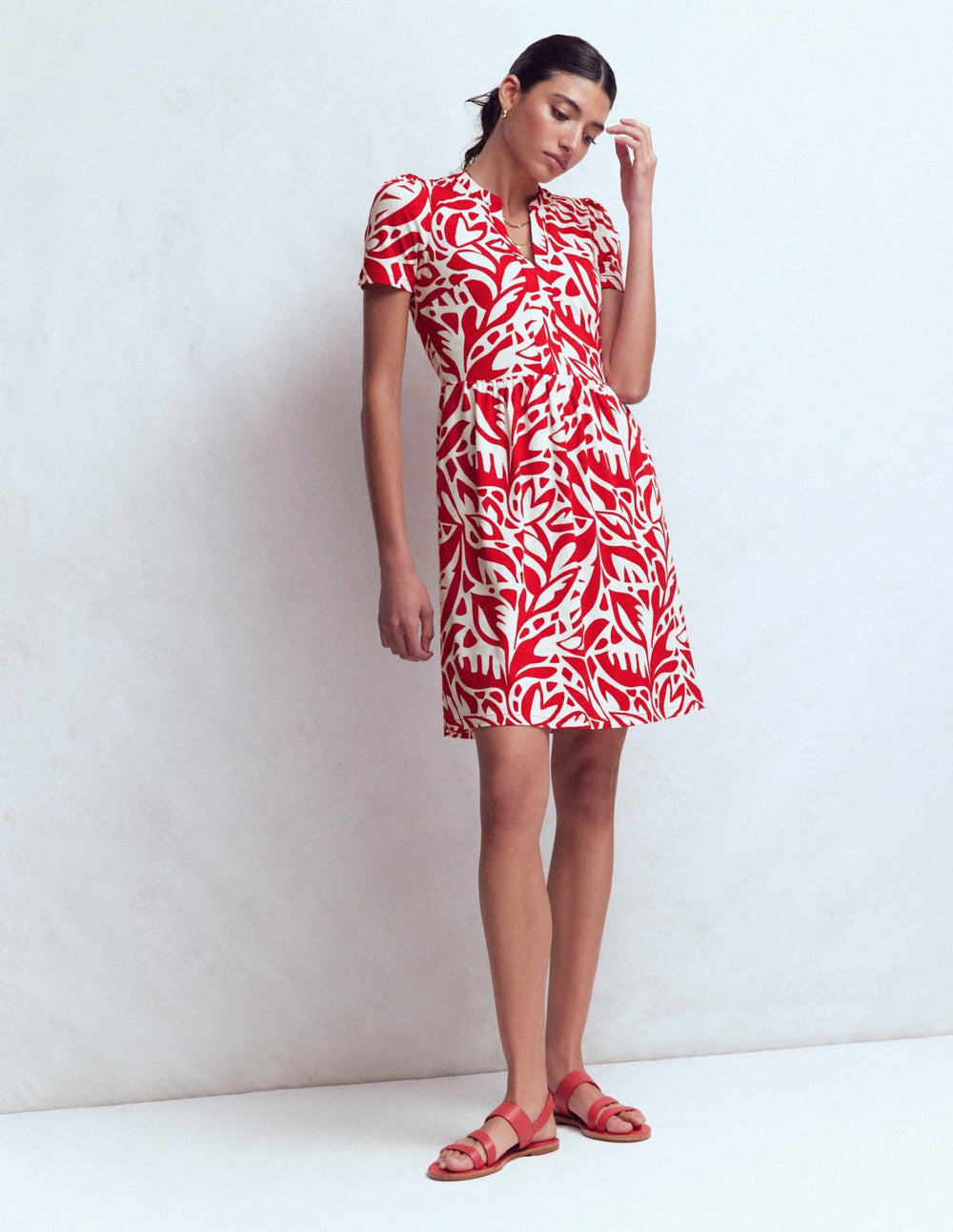 Naomi Short Sleeve Dress-Merida Red, Leafy Cascade Mono / Boden