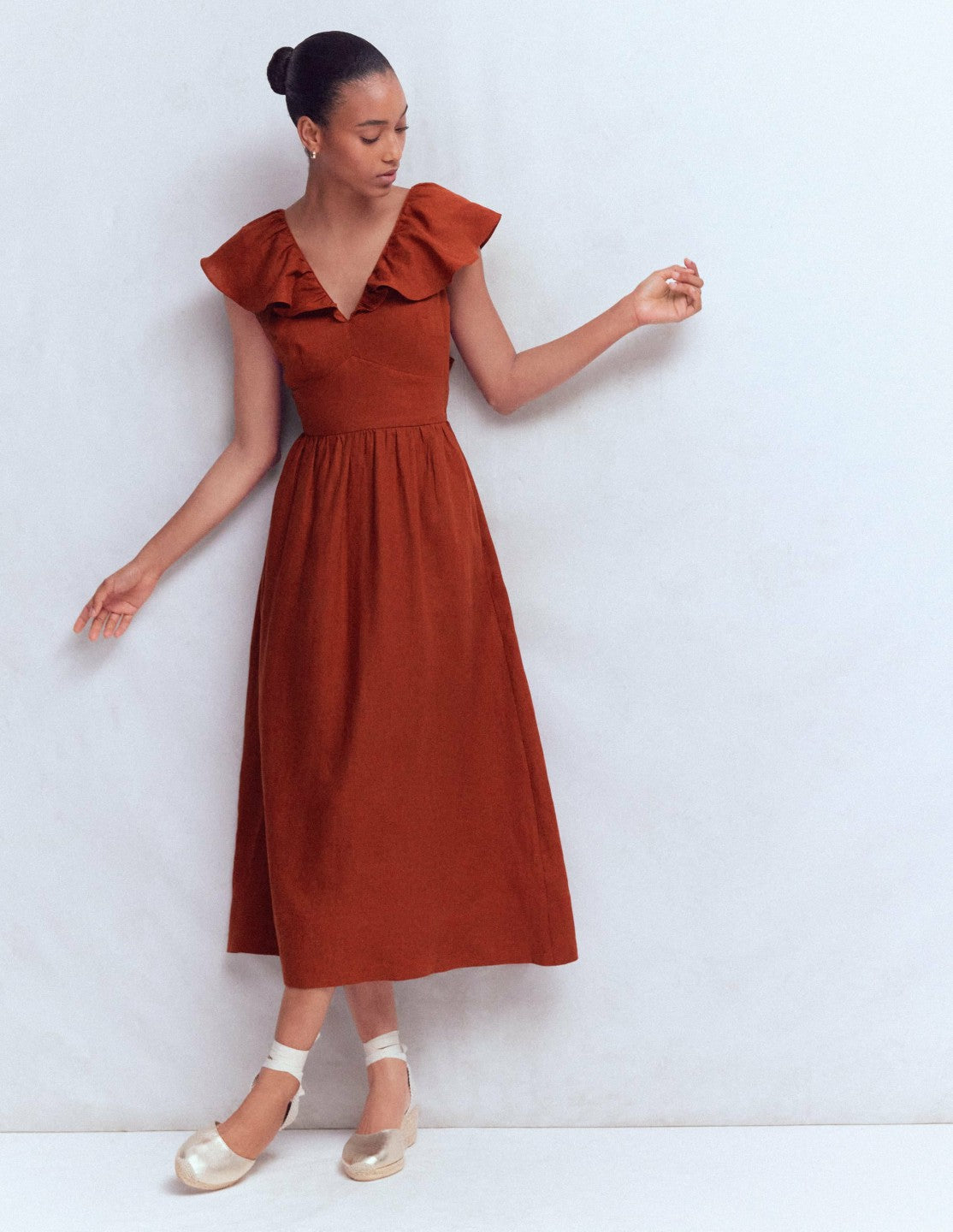 Mega Ruffle Linen Dress-Burnt Henna / Boden us