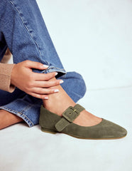 Vic Chisel Toe Mary Janes-Deep Olive / Boden