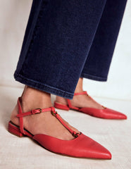 T-Bar Point Flats-Post Box Red / Boden Online
