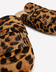 Etta Ghillie Mule Clogs-Classic Leopard / Boden us