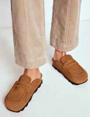 Suede Mule Clog-Raw Umber / Boden