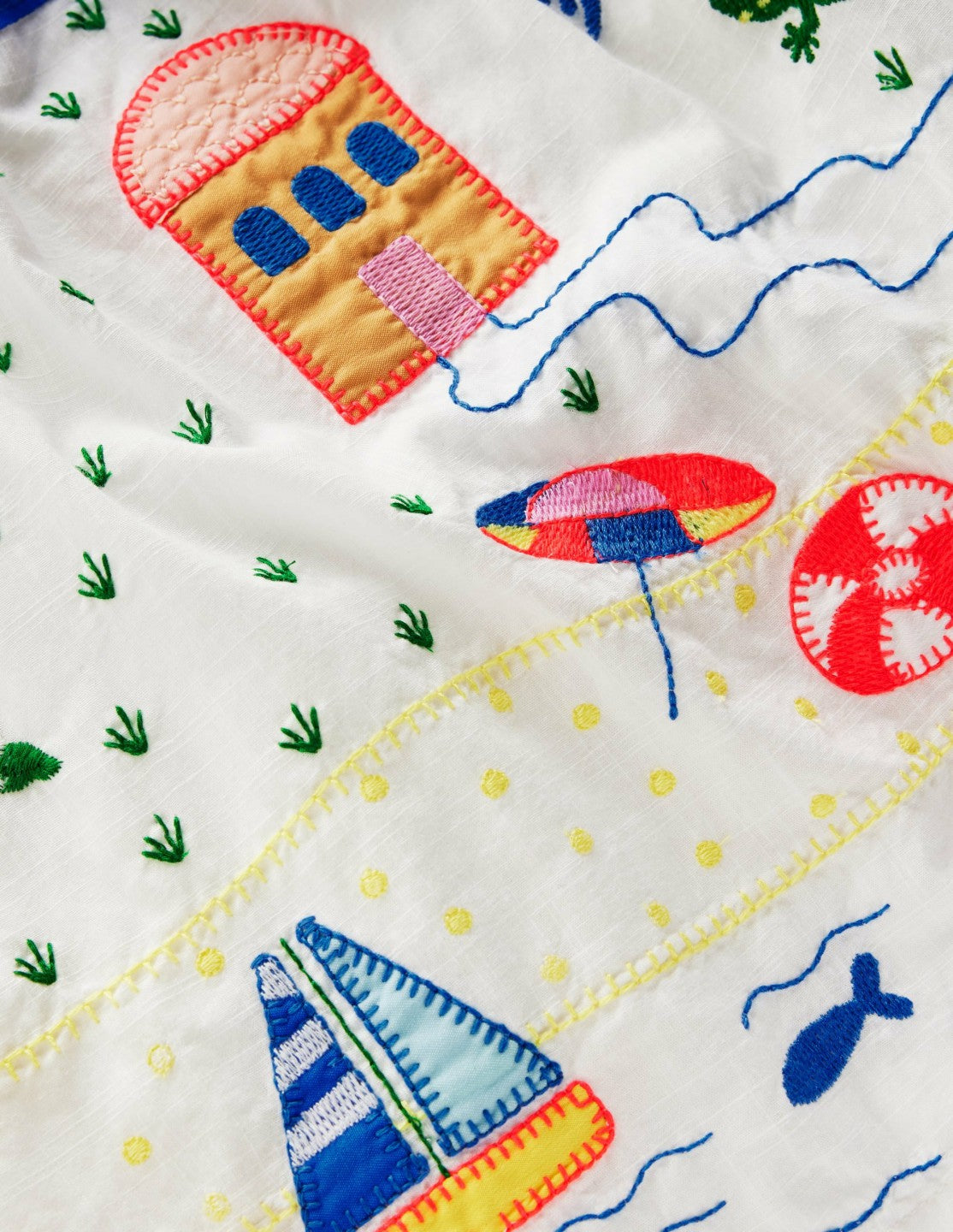 Logo Sundress-Soft Ivory Outdoor Scene / Boden us