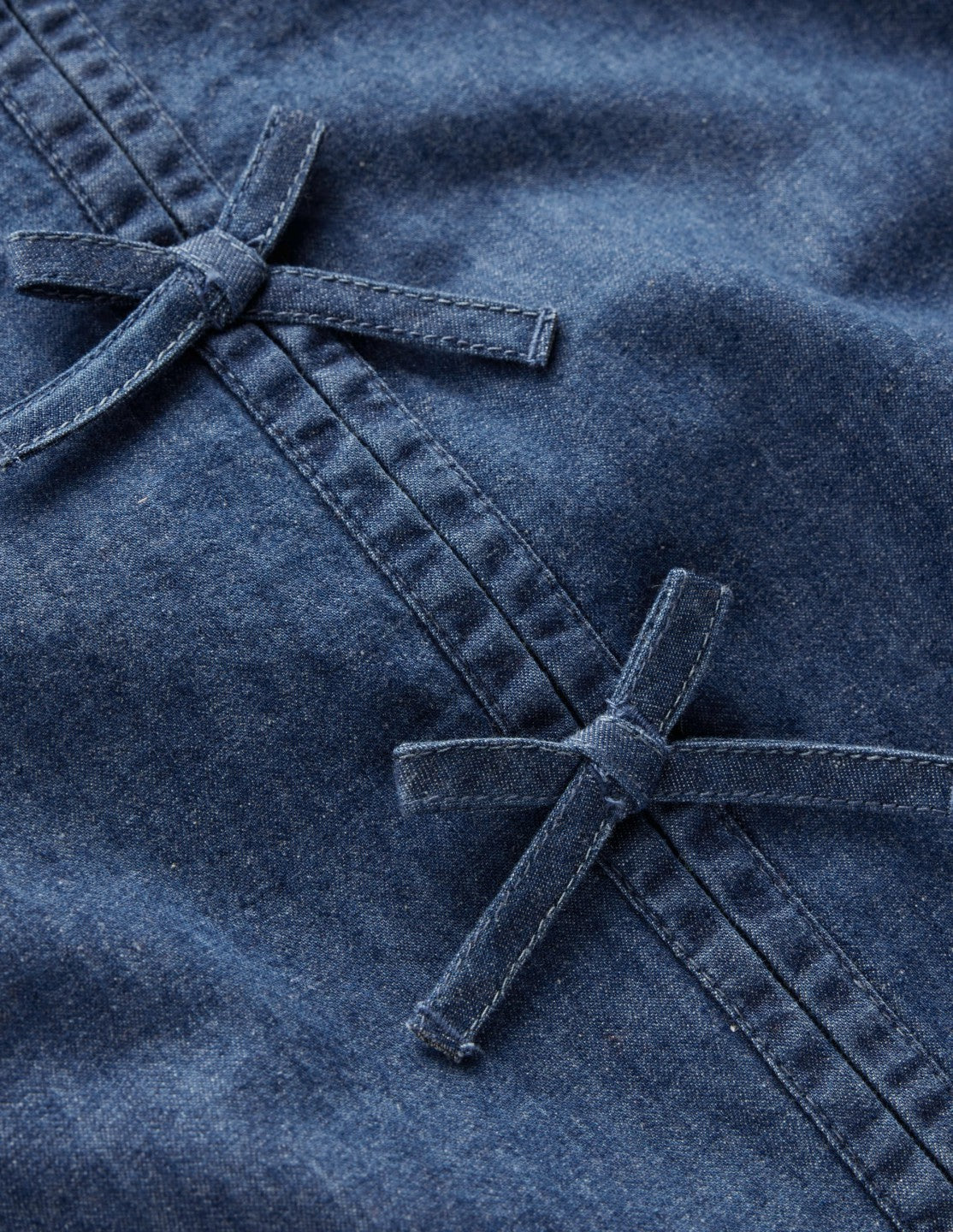 Bow Front Woven Top-Chambray / Boden