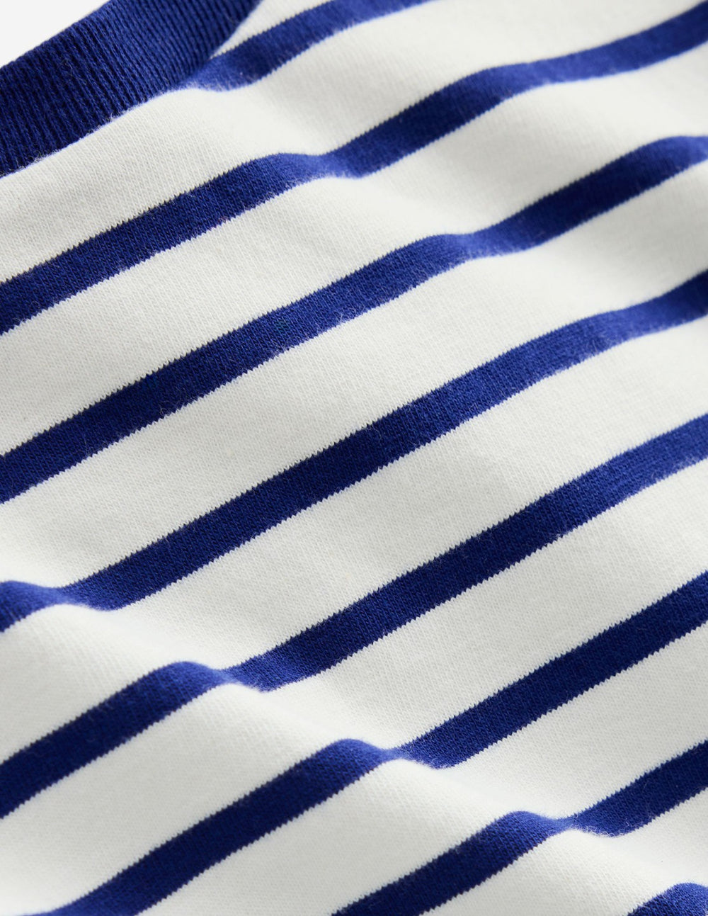 Relaxed Breton-Ivory/College Navy / Boden us