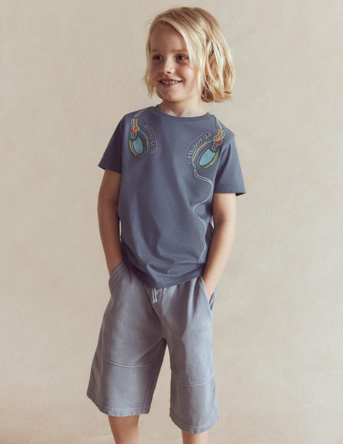 Linear Stitch T-shirt-Vintage Indigo Headphones / Boden