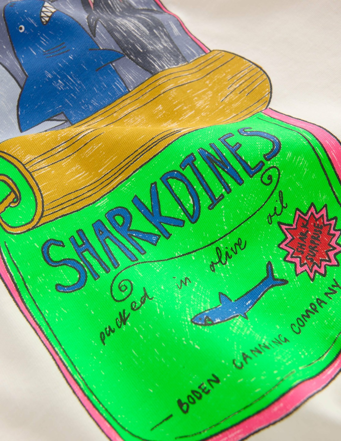 Relaxed Graphic T-shirt-Parchament Sardine Can / Boden Sale